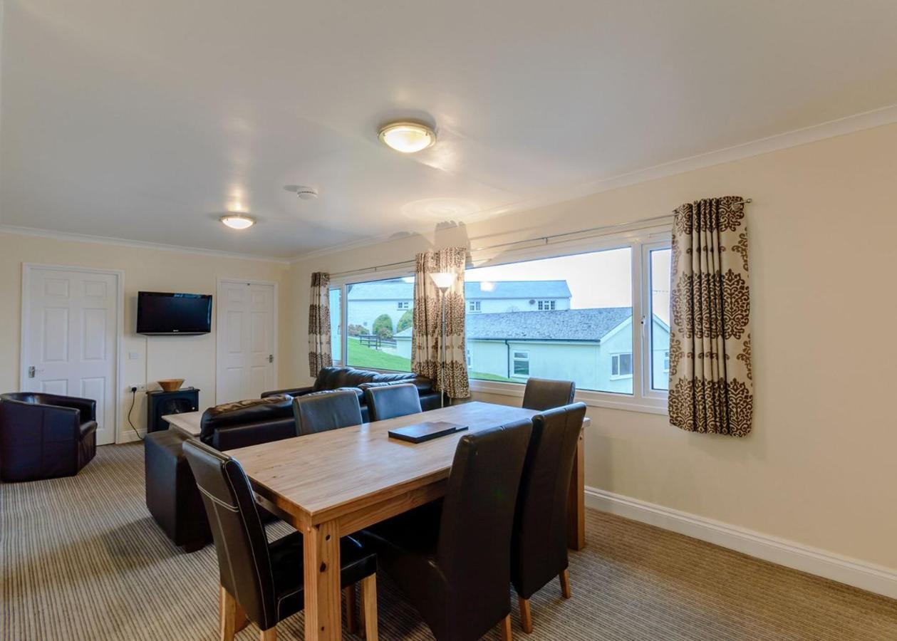 Gilfach Holiday Park Henfynyw Upper 외부 사진