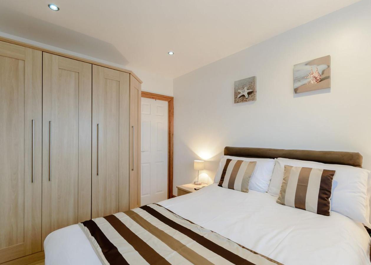 Gilfach Holiday Park Henfynyw Upper 외부 사진